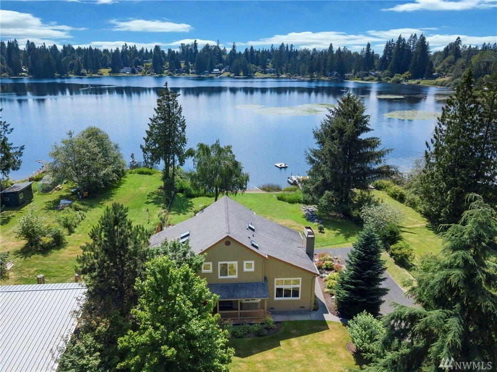 11325 E Lake Joy Dr NE  Carnation WA 98014 photo