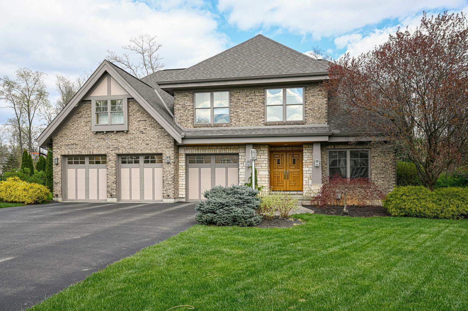 Property Photo:  6776 Woodland Reserve Ct  OH 45243 