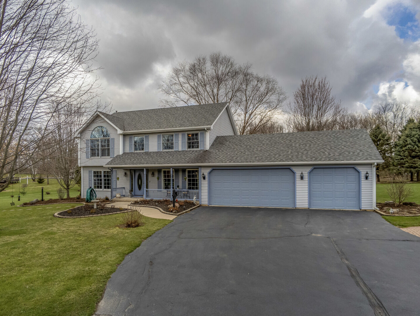 Property Photo: 10906 Hamborg Road IL 61073