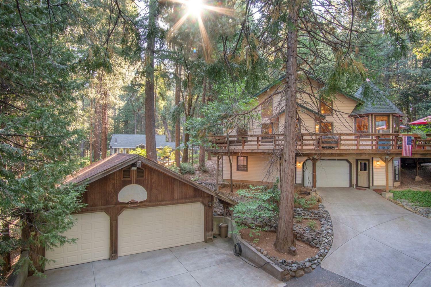 Property Photo: 15400 Cascade Drive CA 95959