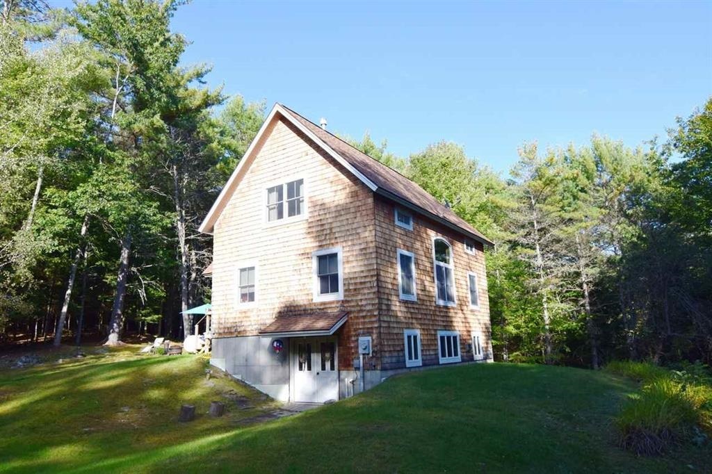 Property Photo:  20 Ledge Lane  NH 03585 