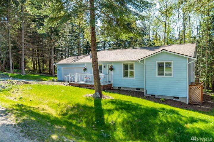 Property Photo: 707 NE Circle Drive WA 98239