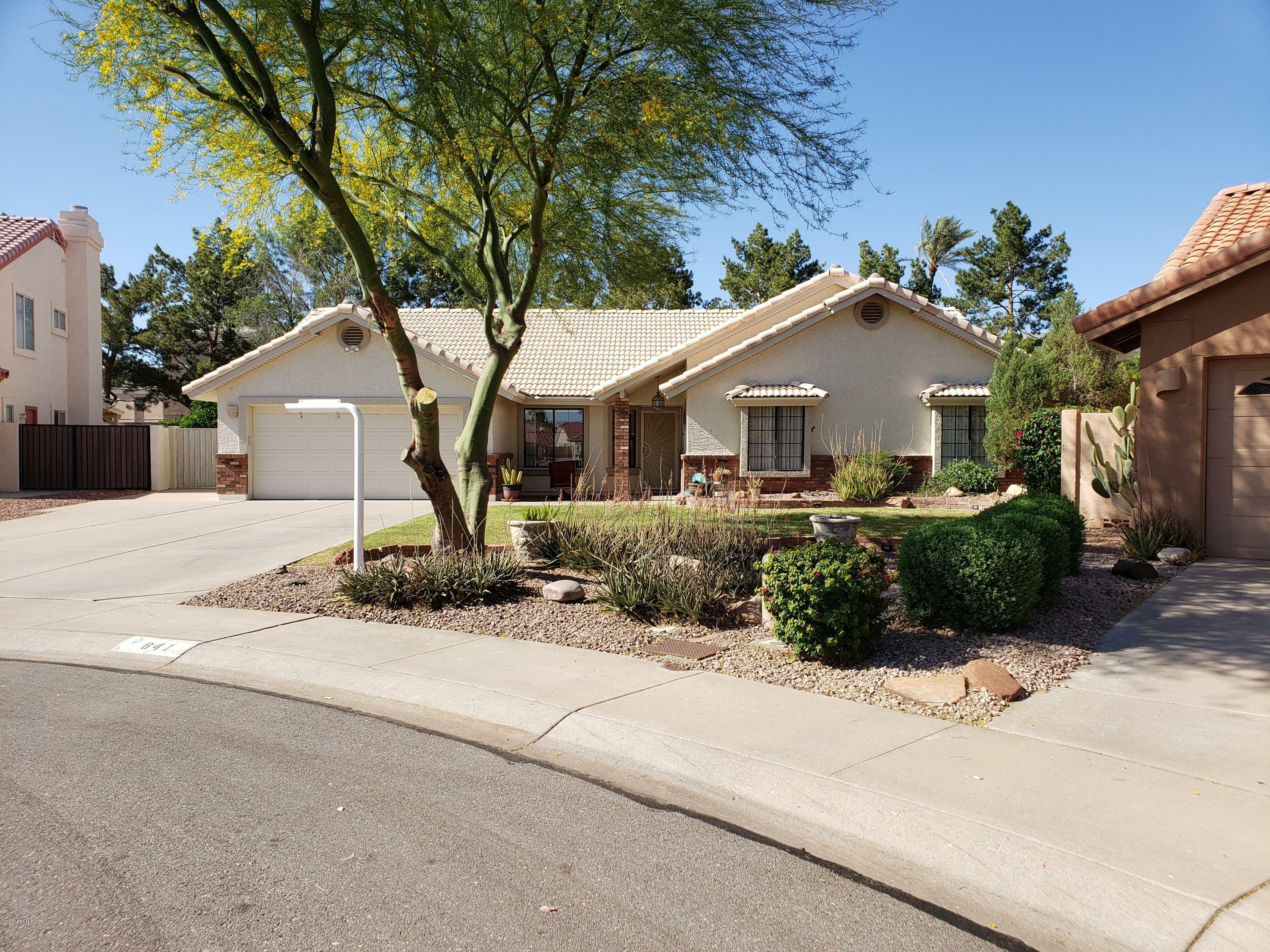 Property Photo: 841 N Poplar Court AZ 85226