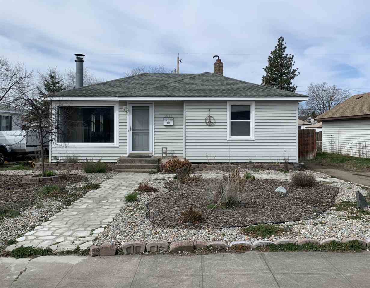 Property Photo:  5015 N Oak St  WA 99205 