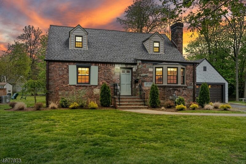 Property Photo:  2088 Westfield Rd Cir  NJ 07076 