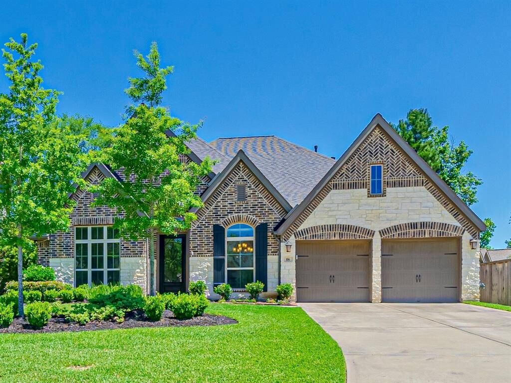 Property Photo: 106 Cedar Brush Court TX 77316
