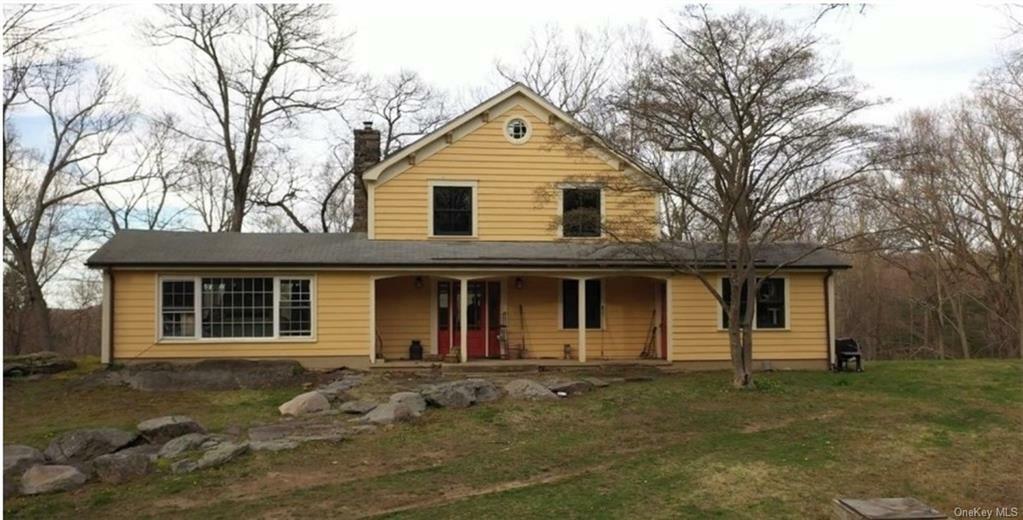 Property Photo:  1355 Journeys End Road  NY 10520 