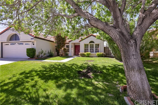 Property Photo:  1516 Windermere Court  CA 93551 