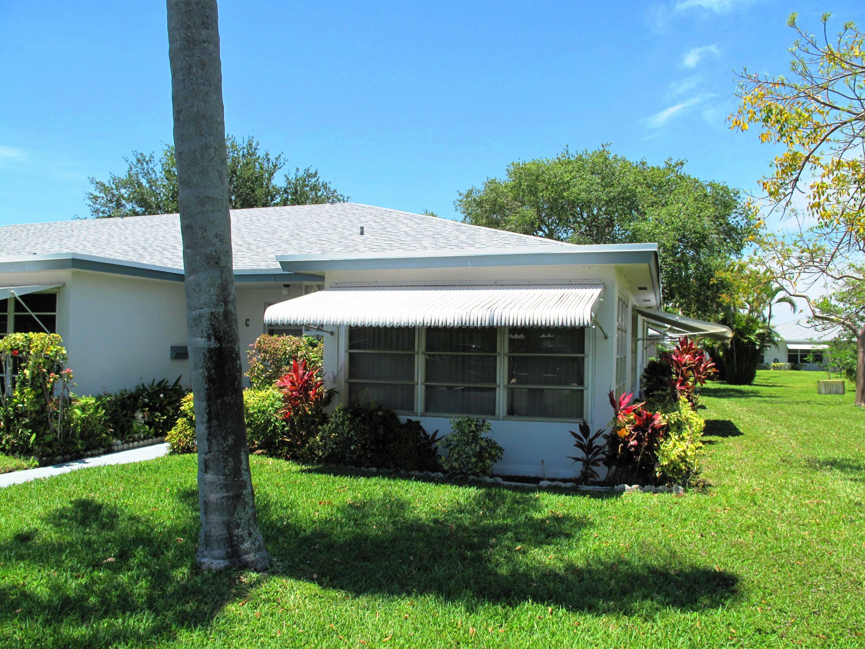 Property Photo:  1087 Circle Terrace W D  FL 33445 