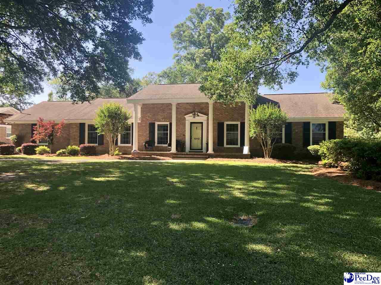 Property Photo:  1010 Clarendon Ave  SC 29505 