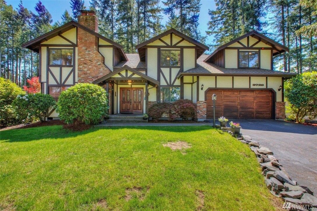 Property Photo:  3729 72nd Av Ct W  WA 98466 
