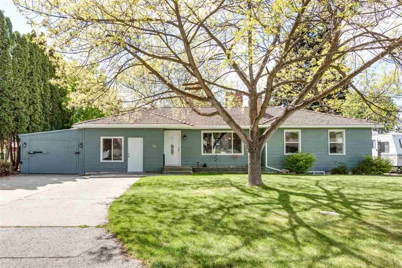 Property Photo:  2715 N Sipple Rd  WA 99212 