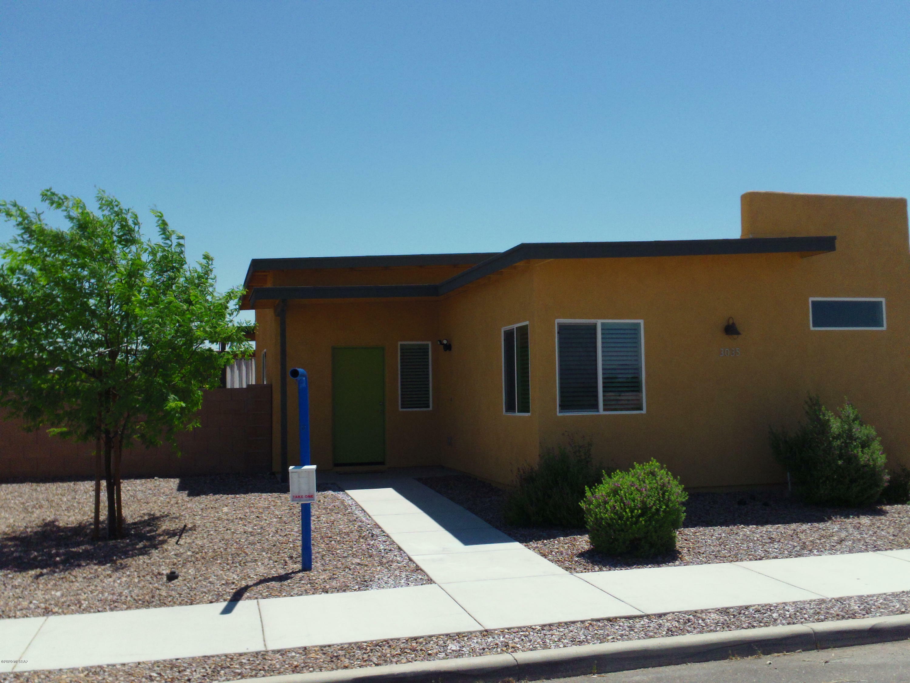 Property Photo: 3035 N Dales Crossing Drive AZ 85745