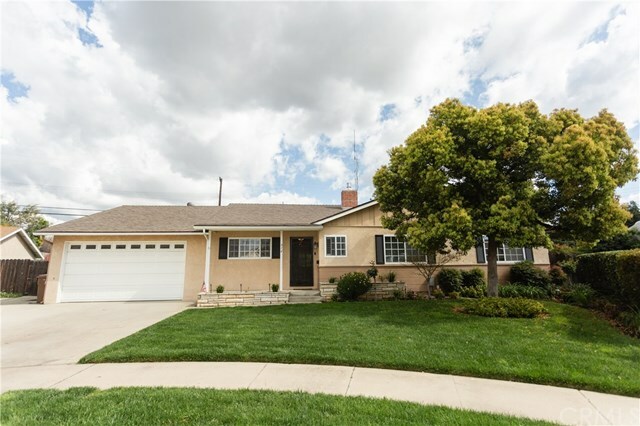 Property Photo:  914 Pear Street  CA 92821 