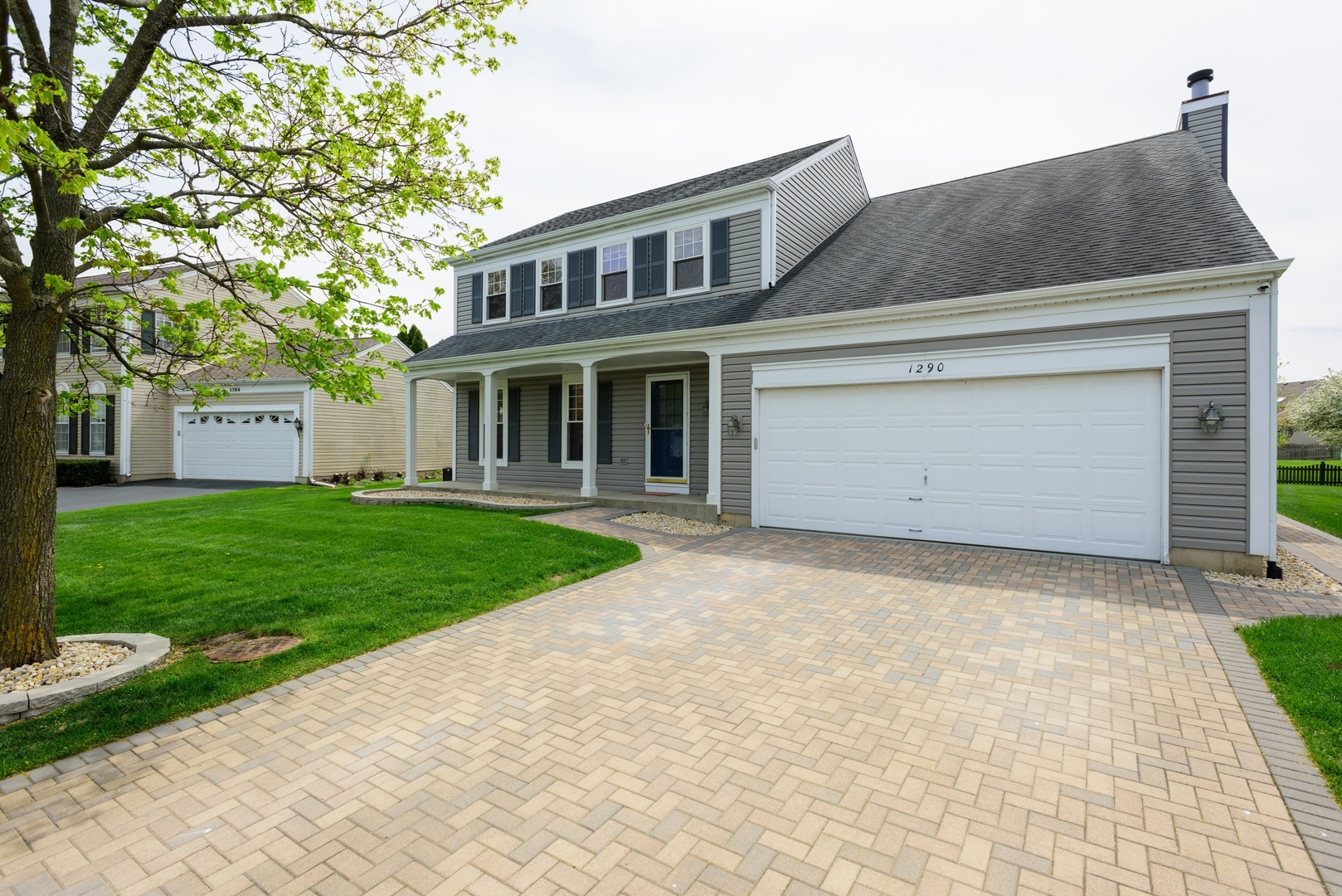 Property Photo: 1290 Lance Lane IL 60188