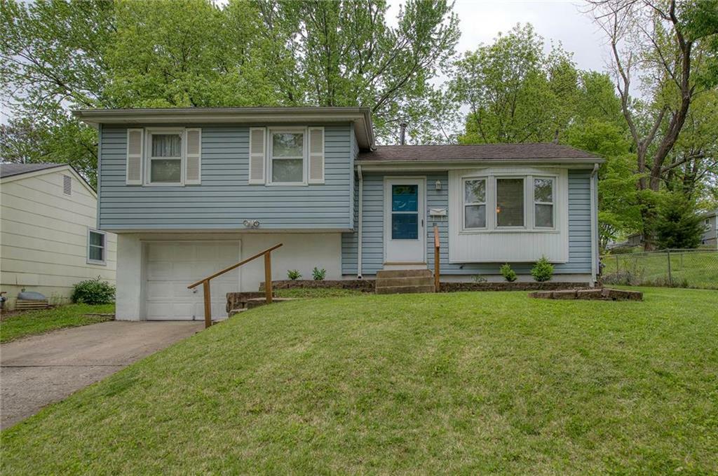 Property Photo:  8111 NE 50th Street  MO 64119 