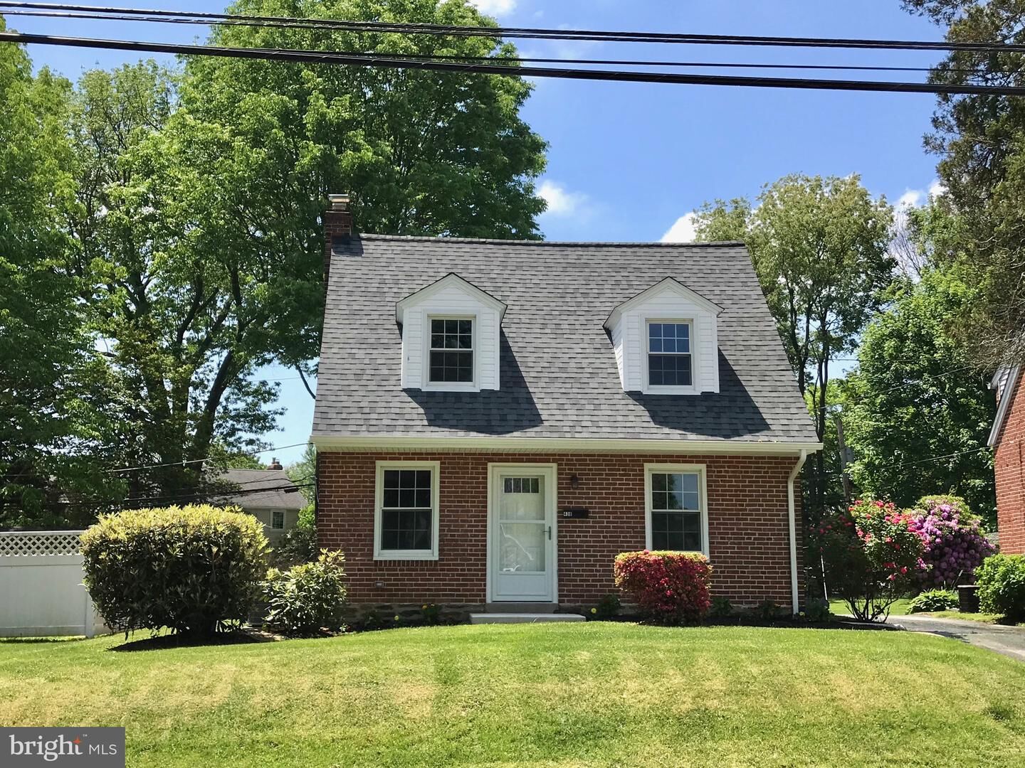 Property Photo: 438 E Jefferson Street PA 19063