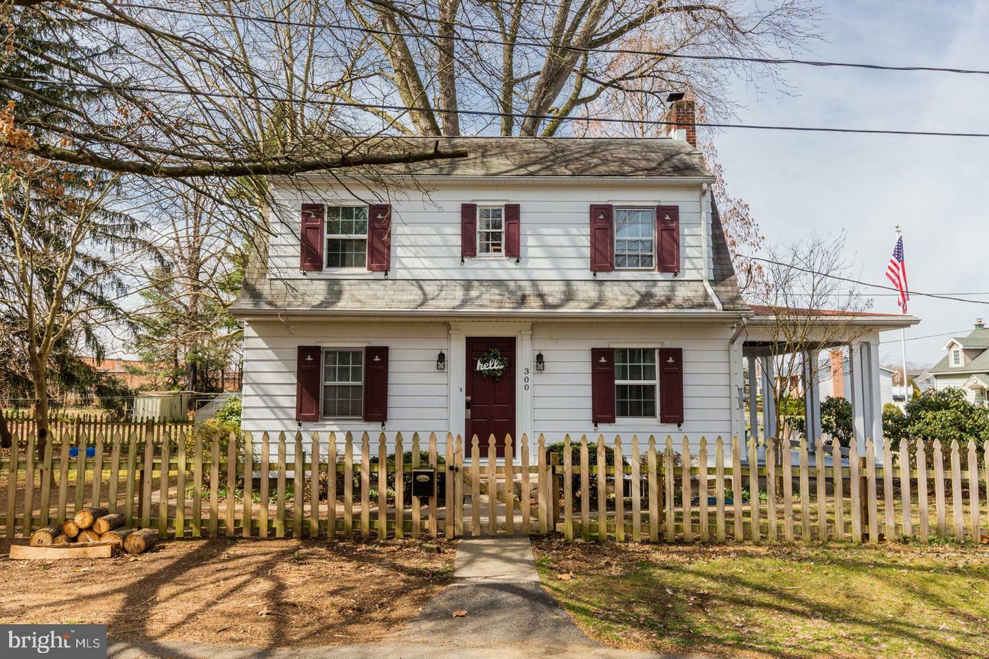 Property Photo:  300 S Prospect Street  PA 17036 