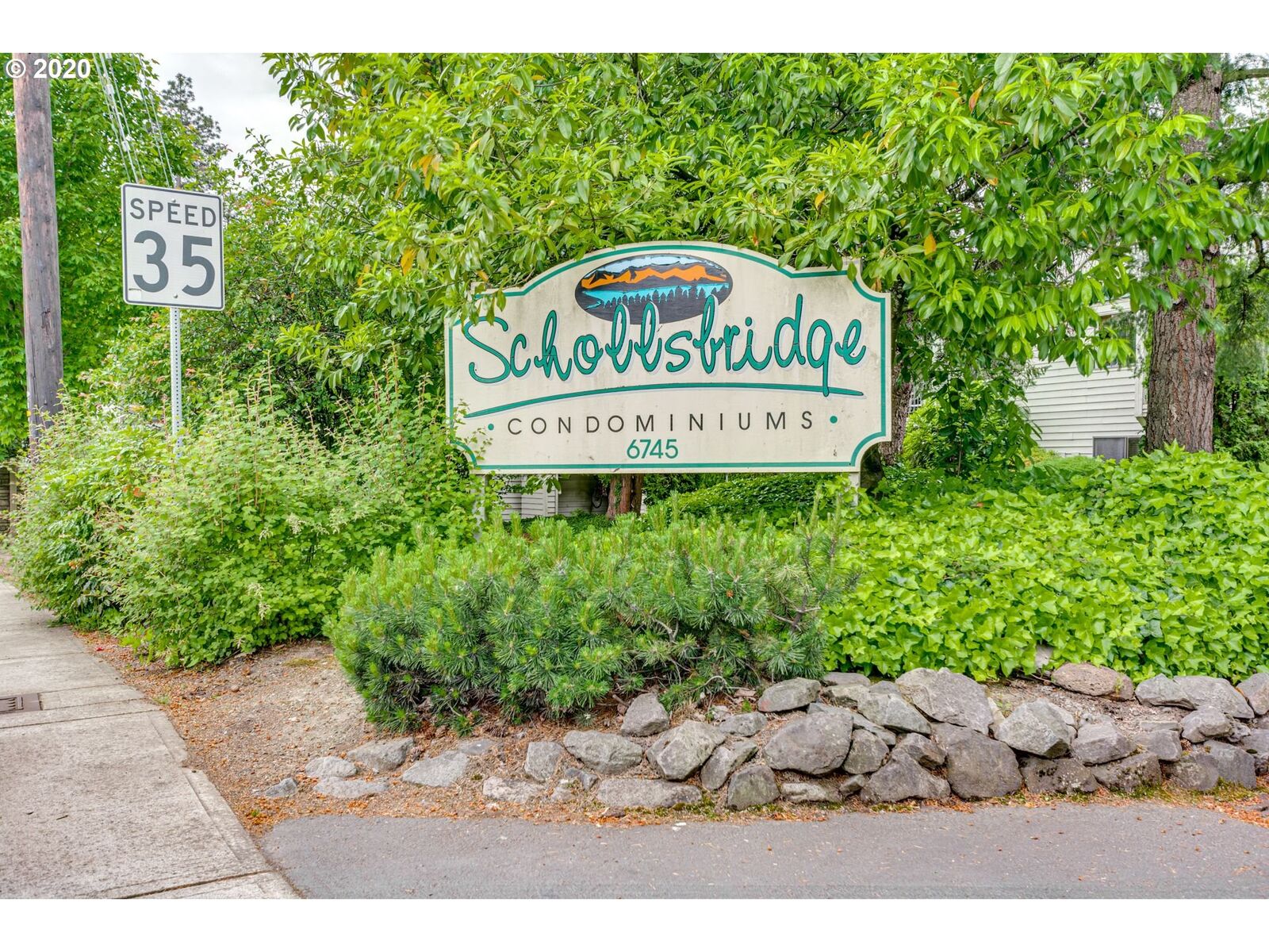 Property Photo: 6745 SW Scholls Ferry Rd 7 OR 97008