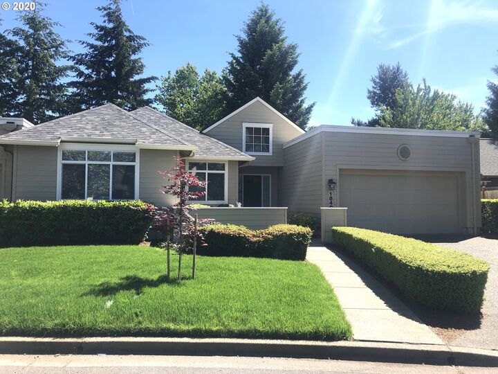 1840 Riverwood Dr  Eugene OR 97401 photo