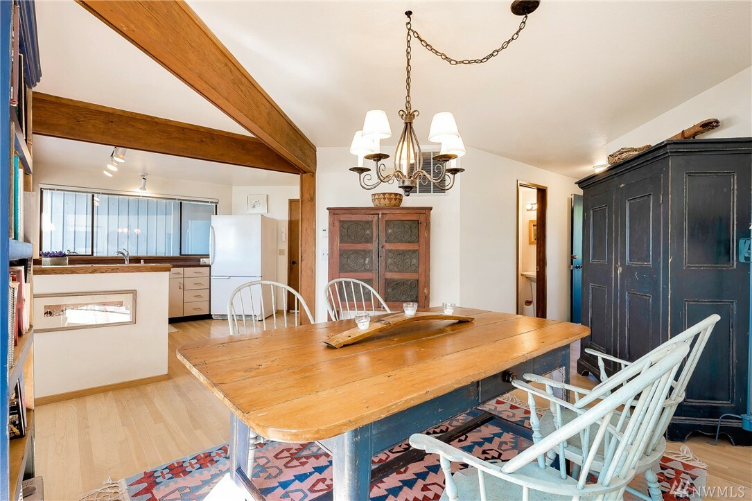 Property Photo: 2866 West Shore Dr B3 WA 98262
