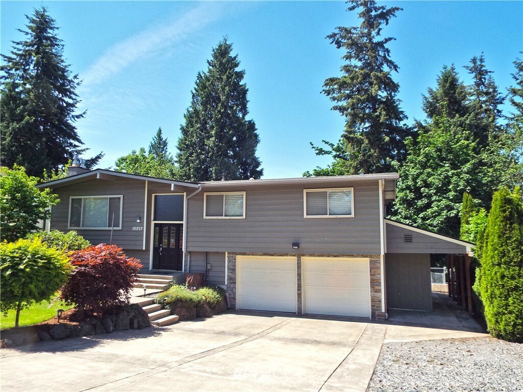 Property Photo:  18857 129th Place SE  WA 98058 