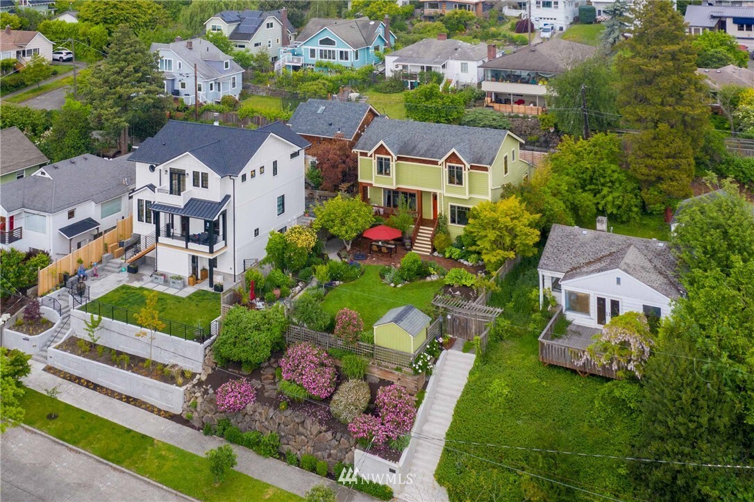 Property Photo: 4320 Baker Avenue NW WA 98107