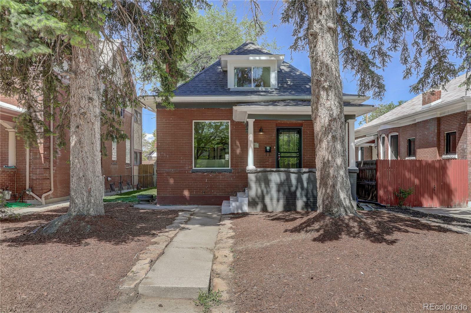 Property Photo:  2943 York Street  CO 80205 