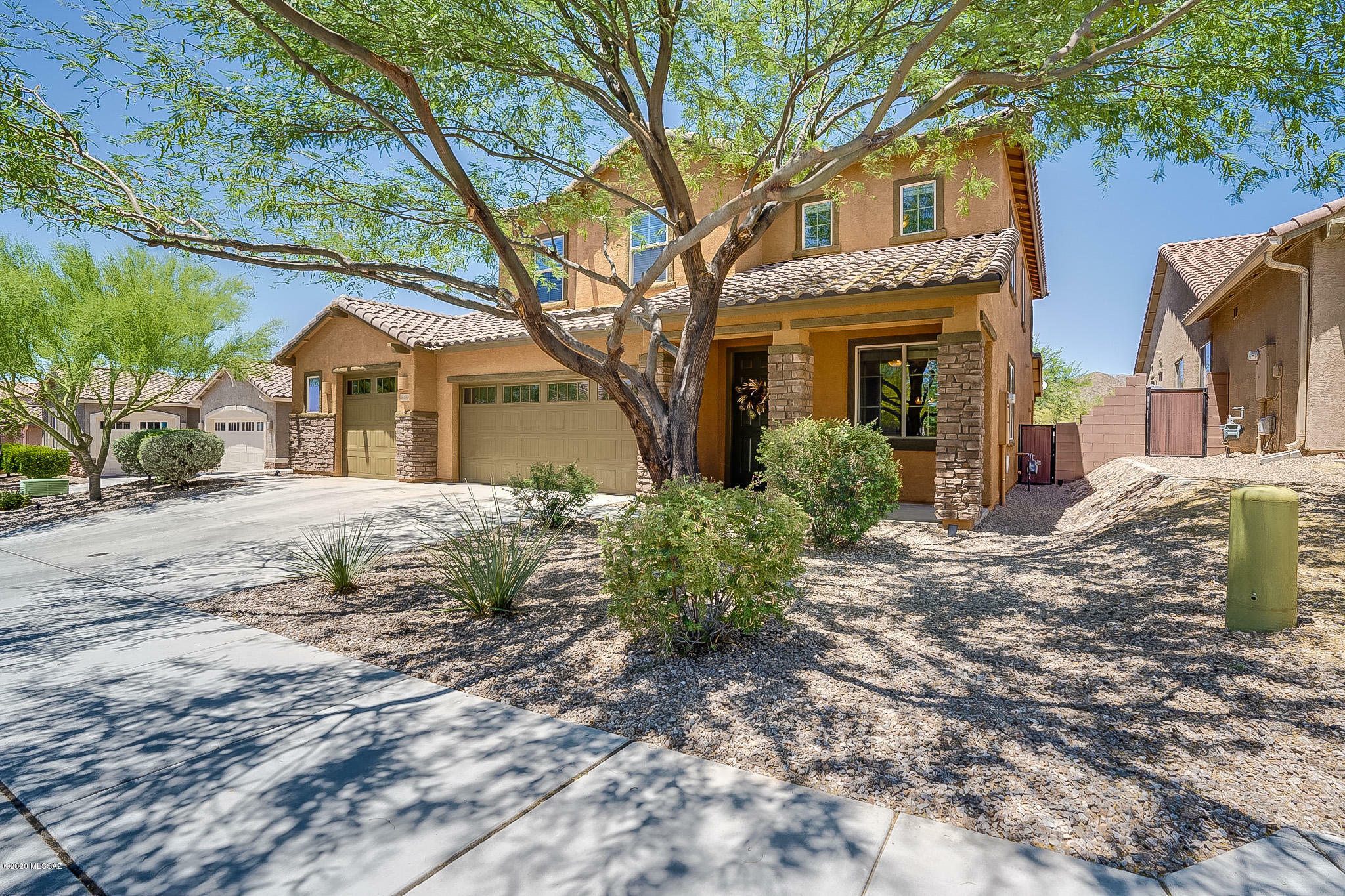 Property Photo: 5490 W Dry Creek Court AZ 85658