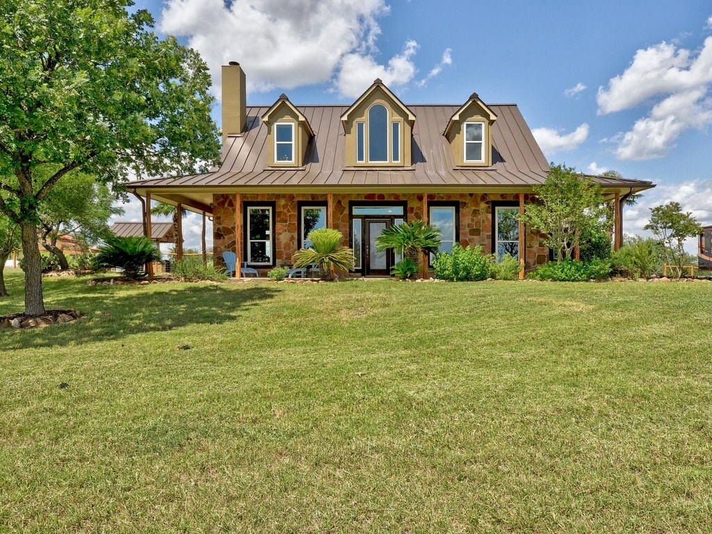 Property Photo:  260 Hudson Lane  TX 78620 