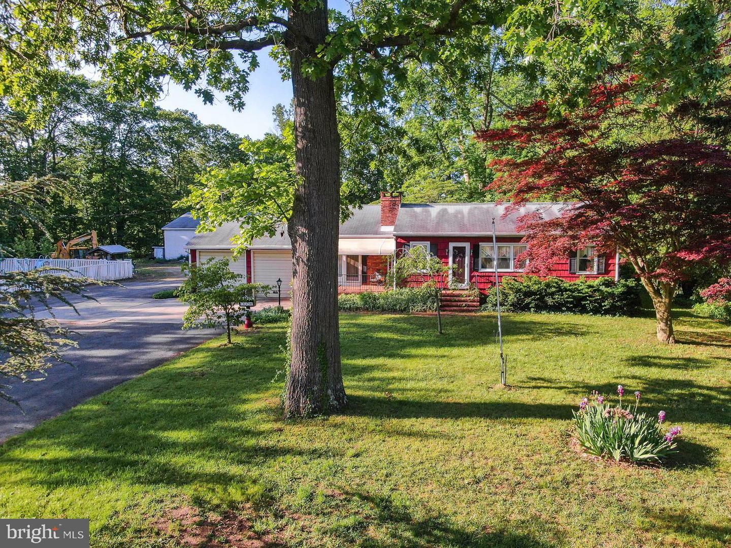 Property Photo:  317 Chesterfield Arneytown Road  NJ 08562 
