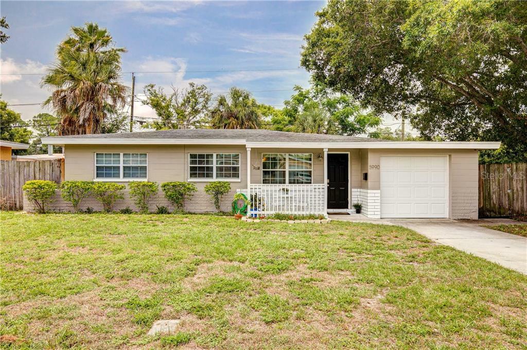 Property Photo:  5990 67th Avenue N  FL 33781 