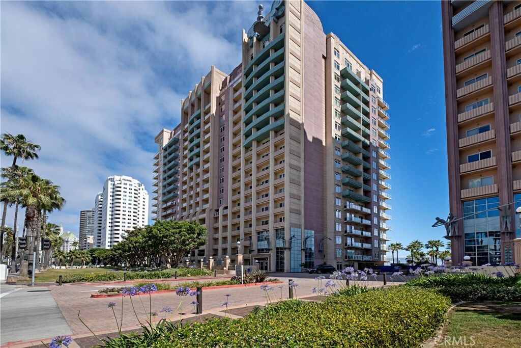 Property Photo:  488 E Ocean Boulevard 912  CA 90802 