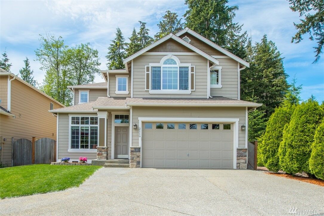 Property Photo: 2119 143rd Place SW WA 98087