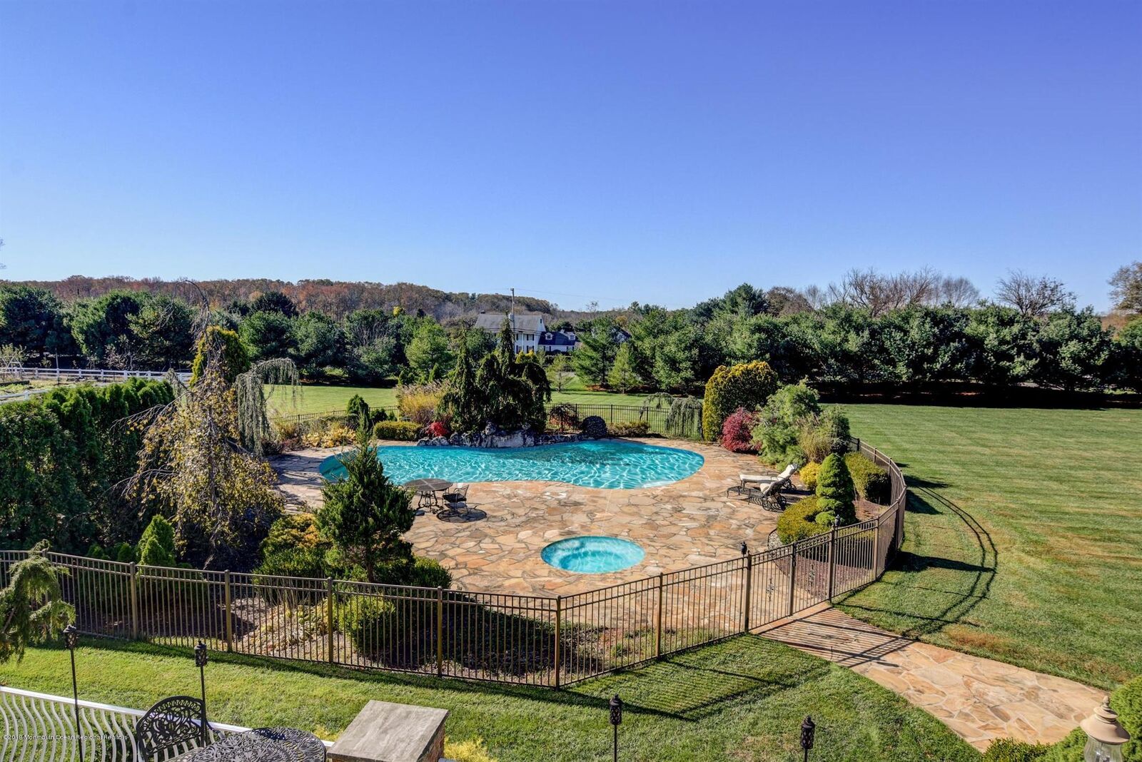 Property Photo:  2 Bretwood Drive  NJ 07722 