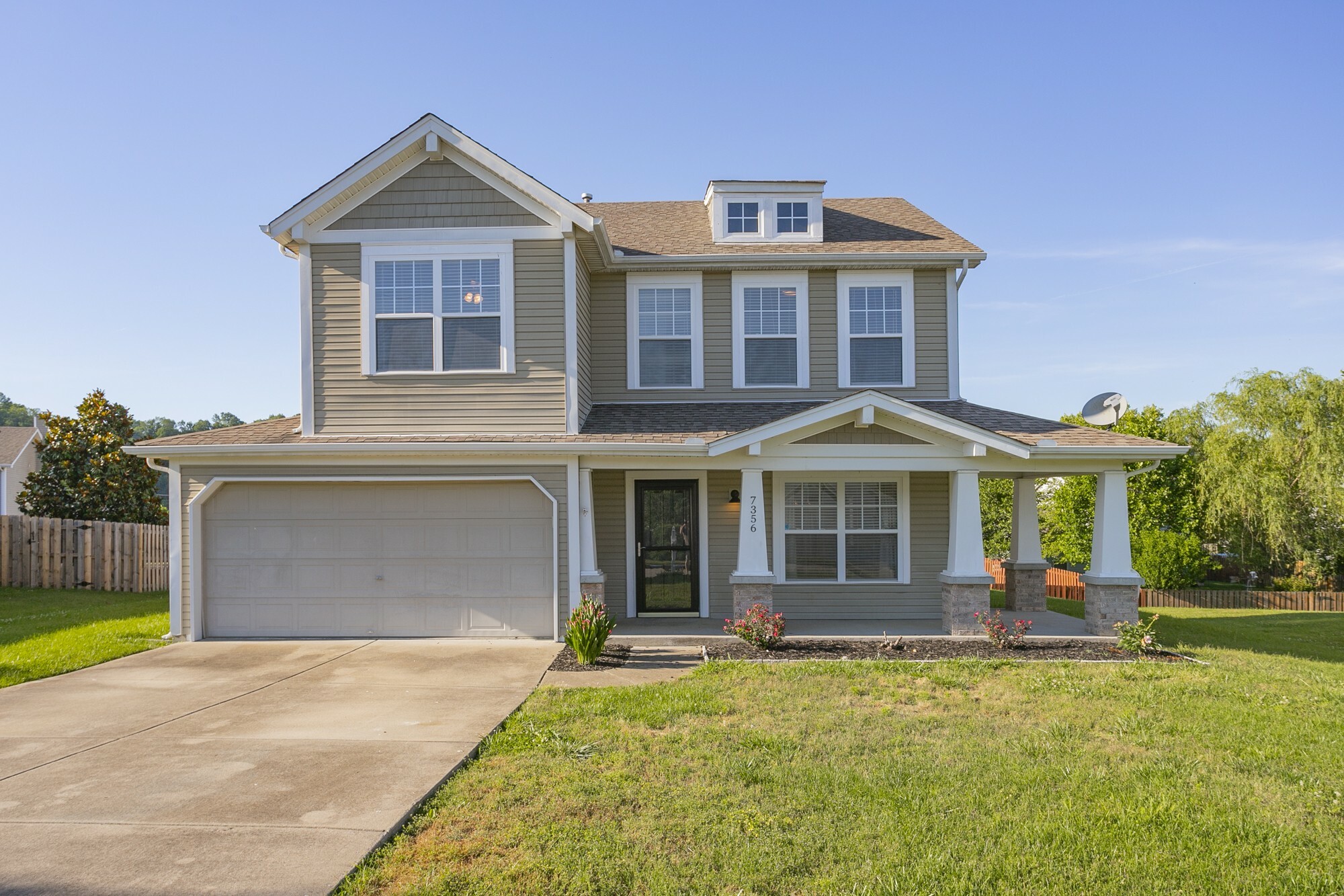Property Photo: 7356 Middlebrook Cir TN 37221