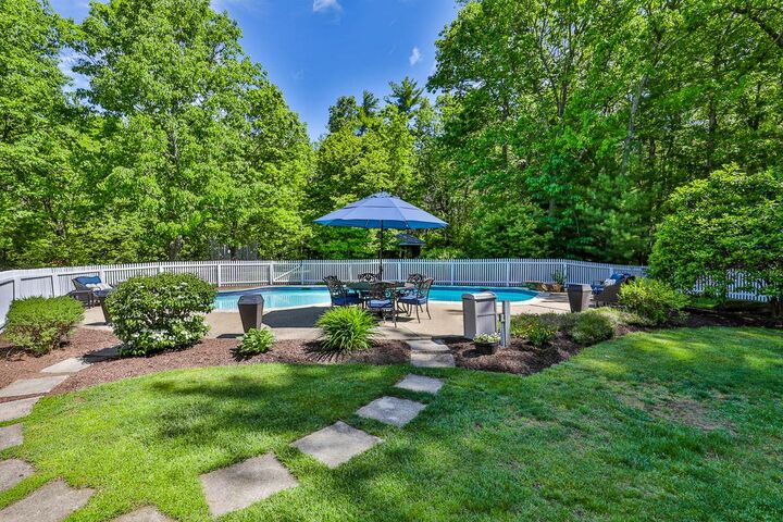 Property Photo: 87 Tirrell Road NH 03110