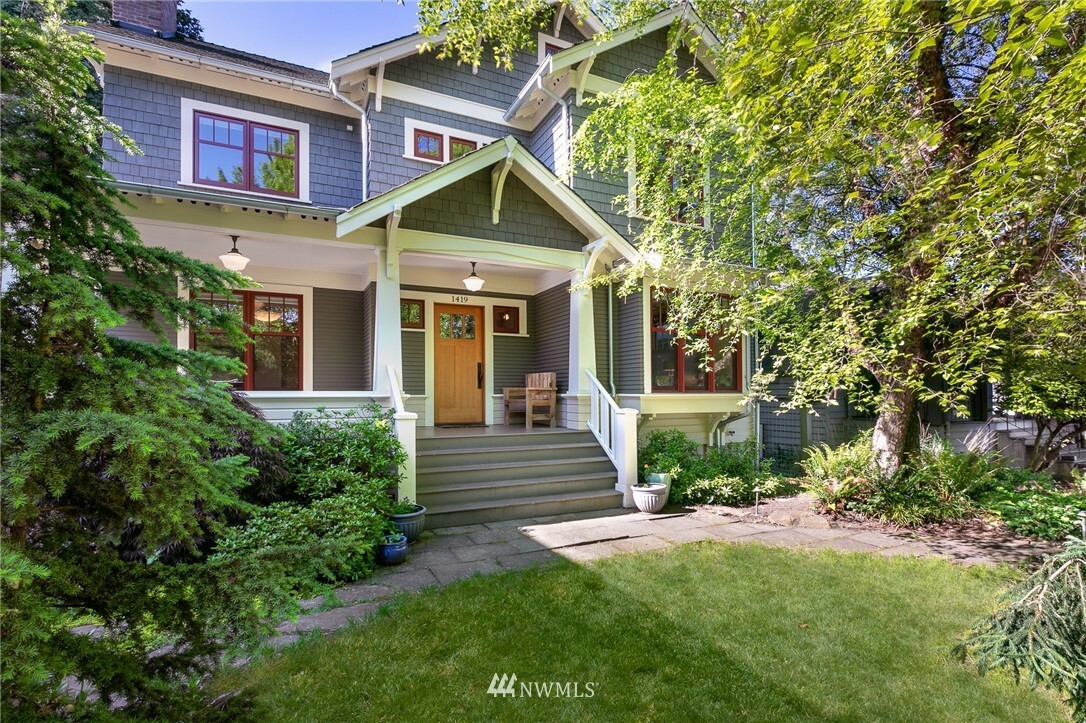 Property Photo: 1419 N 54th Street WA 98103