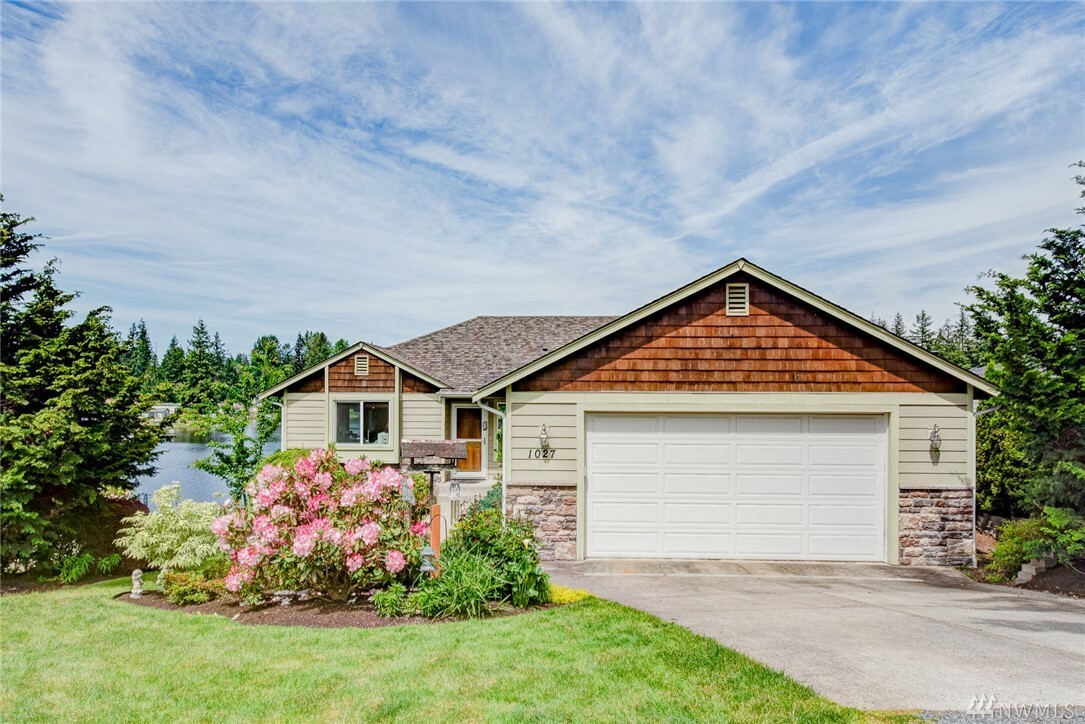 Property Photo:  1027 125th Place NW  WA 98271 