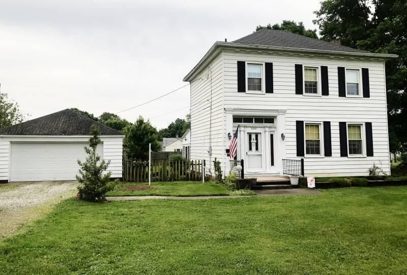 Property Photo:  220 Boving Road  OH 43130 