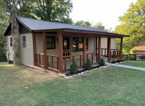 Property Photo:  4701 Cate Rd  TN 37871 