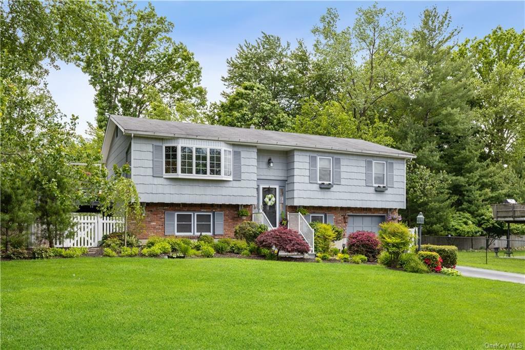 Property Photo:  39 Seven Oaks Lane  NY 10954 