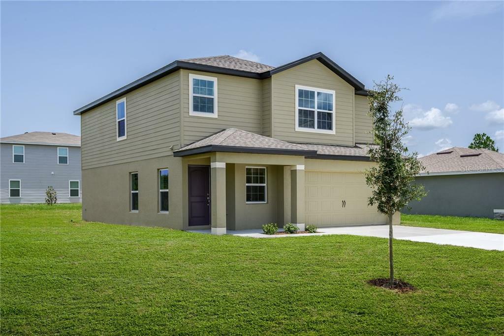 Property Photo: 264 Gladiola Court FL 34759