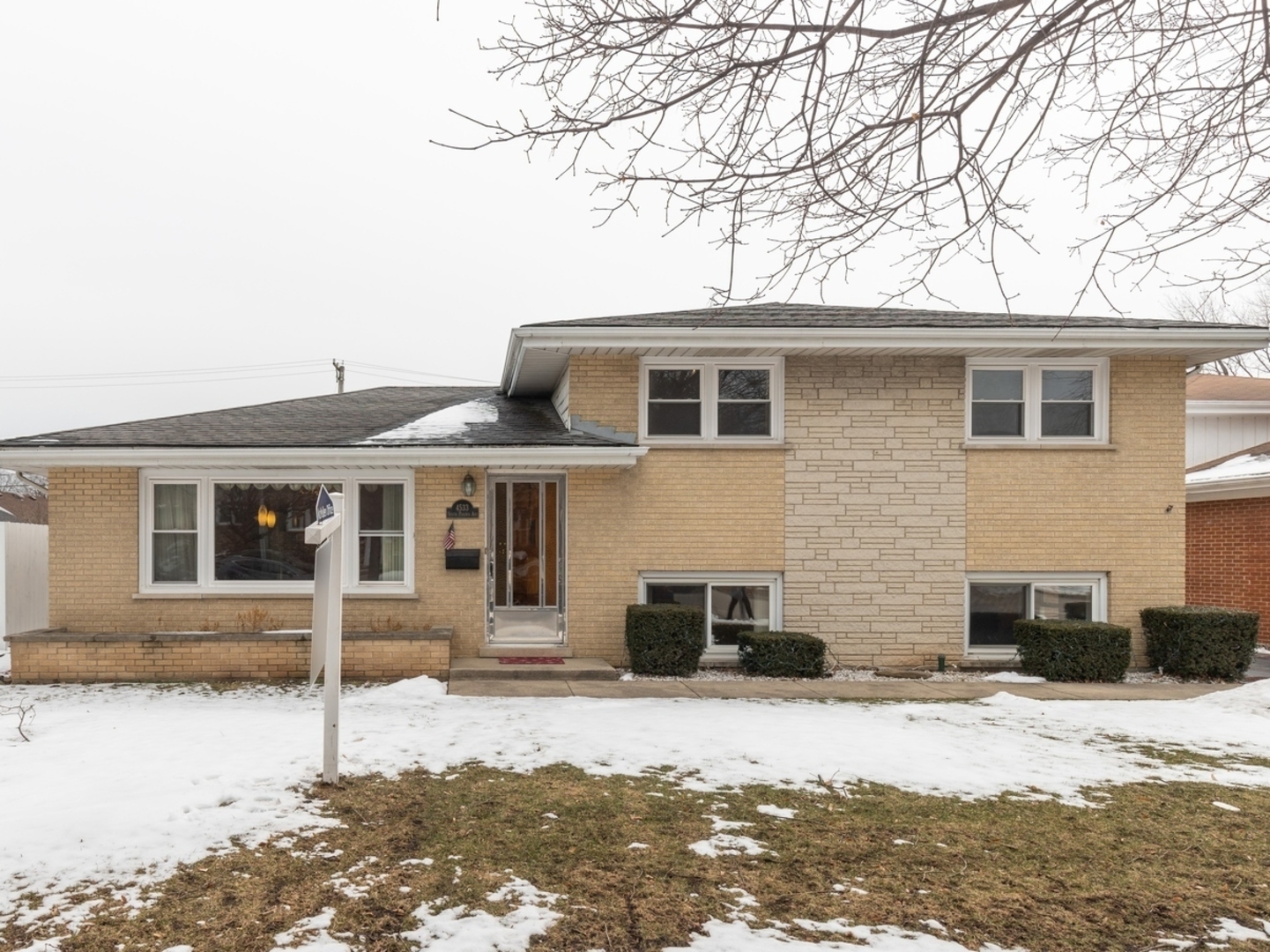 Property Photo:  4533 Prairie Avenue  IL 60513 