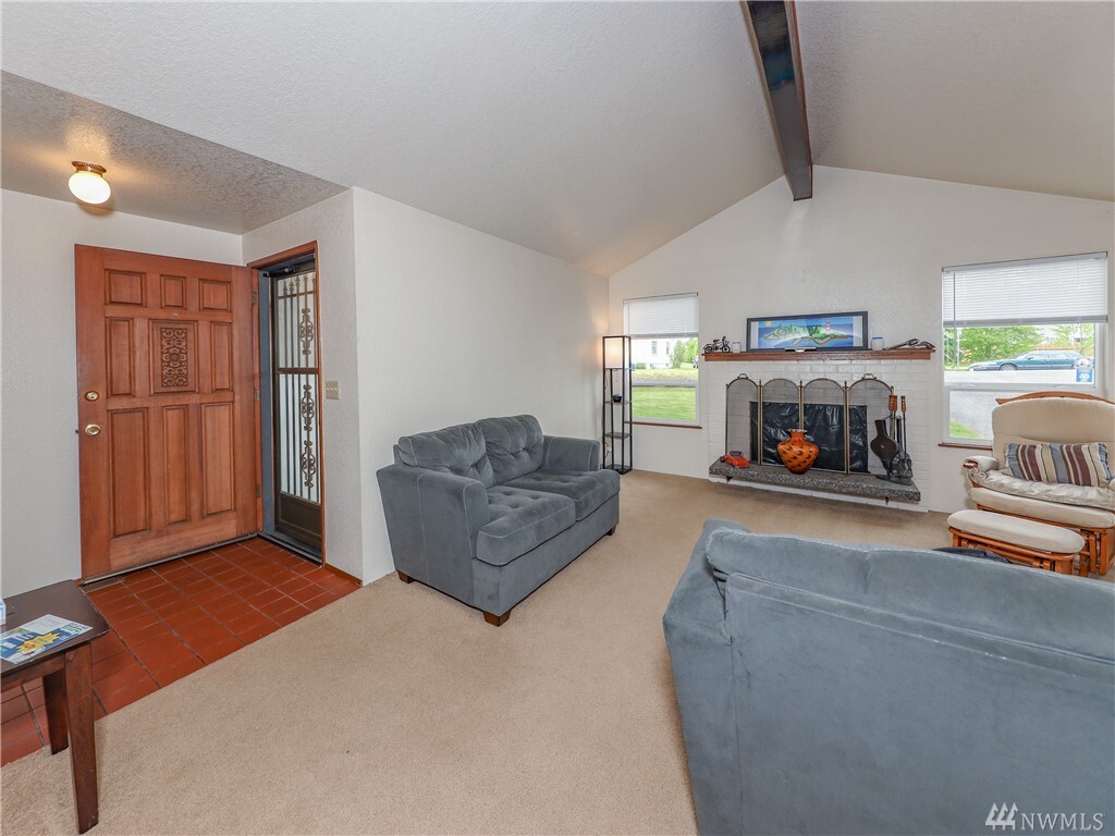 Property Photo: 6727 Armar Road WA 98270