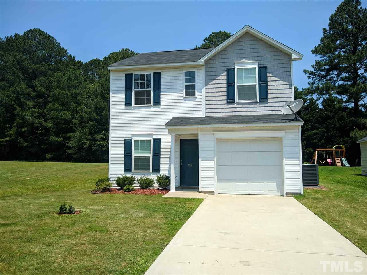 Property Photo:  124 Thornberry Drive  NC 27882 