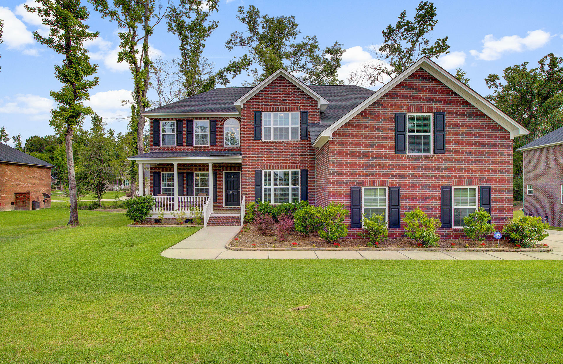 Property Photo: 5541 Crescent View Drive SC 29420
