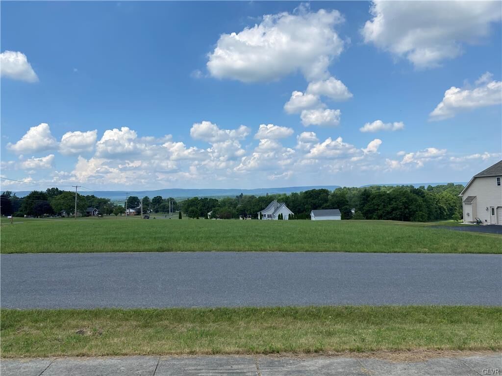 Property Photo:  14 Evening Star Lane  PA 18013 