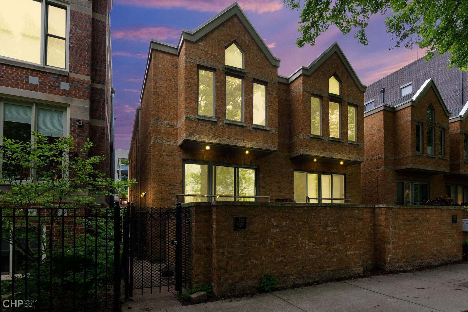 Property Photo: 1622 North Orchard Street G IL 60614