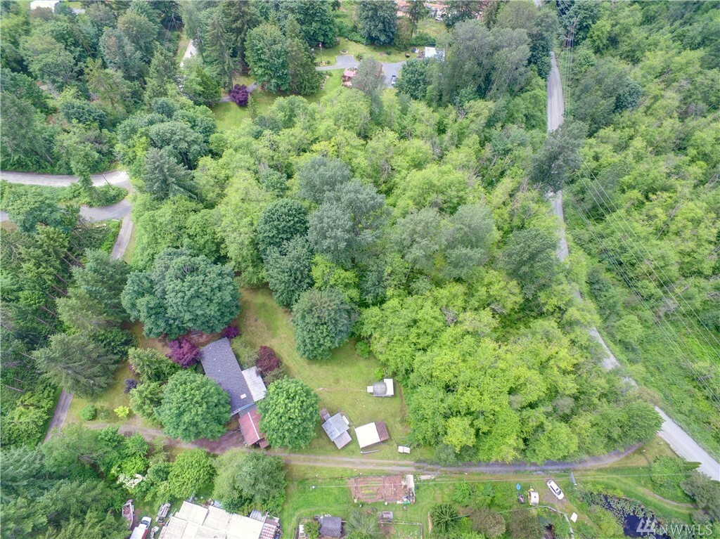 Property Photo:  517 90th St NW  WA 98271 